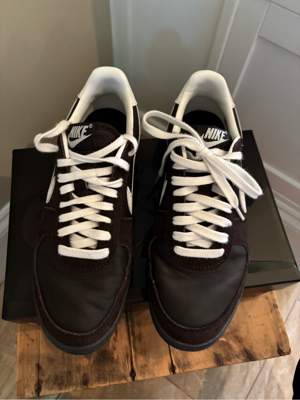 Nike Women's Field General Sneaker - Picture 5 of 11